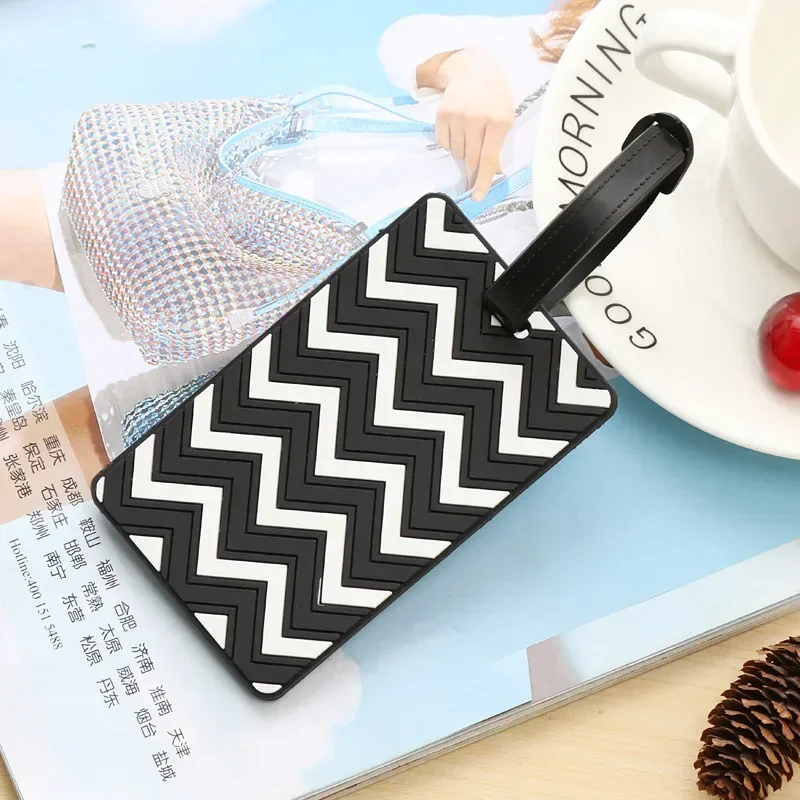 เรขาคณิตแท็กกระเป๋าเดินทางสําห - Men Accessories Name บทวิจารณ์และราคา